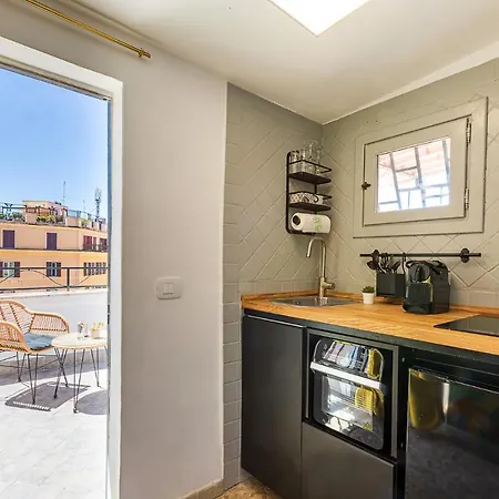 Casina Monti Penthouse Terrazza W Stunning Views 公寓 *